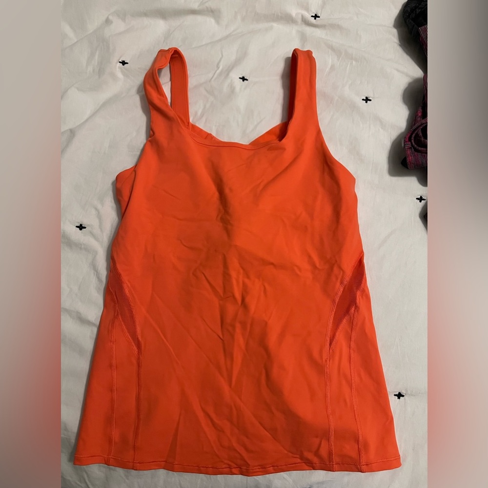 Lululemon tank top